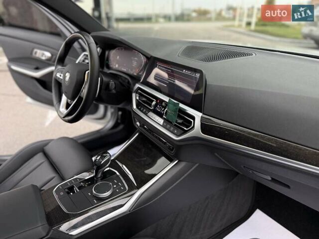 БМВ 3 Серия 2019 в Днепре (Днепропетровске) на Automoto.ua Серый БМВ 3 Серия, объемом двигателя 0 л и пробегом 79 тыс. км за 26800 $, фото 19 на Automoto.ua