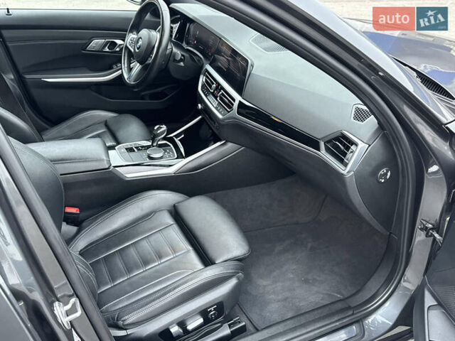 Сірий БМВ 3 Серія, об'ємом двигуна 2 л та пробігом 47 тис. км за 35000 $, фото 11 на Automoto.ua