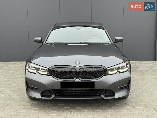 Сірий БМВ 3 Серія, об'ємом двигуна 2 л та пробігом 127 тис. км за 25500 $, фото 1 на Automoto.ua
