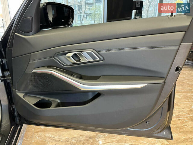 Серый БМВ 3 Серия, объемом двигателя 2 л и пробегом 100 тыс. км за 30900 $, фото 46 на Automoto.ua