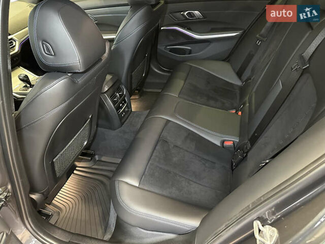Серый БМВ 3 Серия, объемом двигателя 2 л и пробегом 100 тыс. км за 30900 $, фото 36 на Automoto.ua