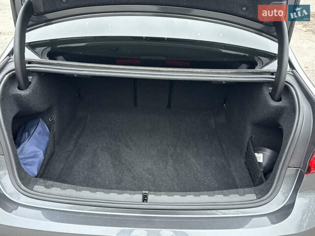 Сірий БМВ 3 Серія, об'ємом двигуна 2 л та пробігом 47 тис. км за 35000 $, фото 9 на Automoto.ua