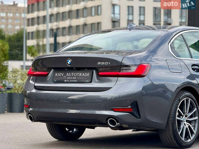 Серый БМВ 3 Серия, объемом двигателя 2 л и пробегом 106 тыс. км за 28950 $, фото 7 на Automoto.ua