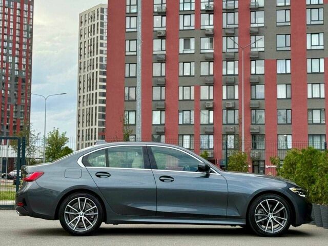 Серый БМВ 3 Серия, объемом двигателя 2 л и пробегом 106 тыс. км за 28950 $, фото 4 на Automoto.ua