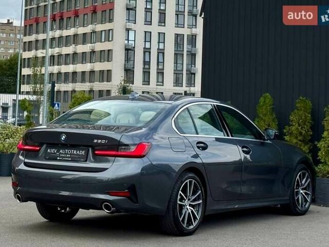 Серый БМВ 3 Серия, объемом двигателя 2 л и пробегом 106 тыс. км за 28950 $, фото 6 на Automoto.ua