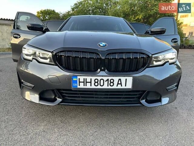 Сірий БМВ 3 Серія, об'ємом двигуна 2 л та пробігом 110 тис. км за 30000 $, фото 1 на Automoto.ua