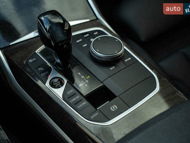 Сірий БМВ 3 Серія, об'ємом двигуна 2 л та пробігом 176 тис. км за 25900 $, фото 34 на Automoto.ua