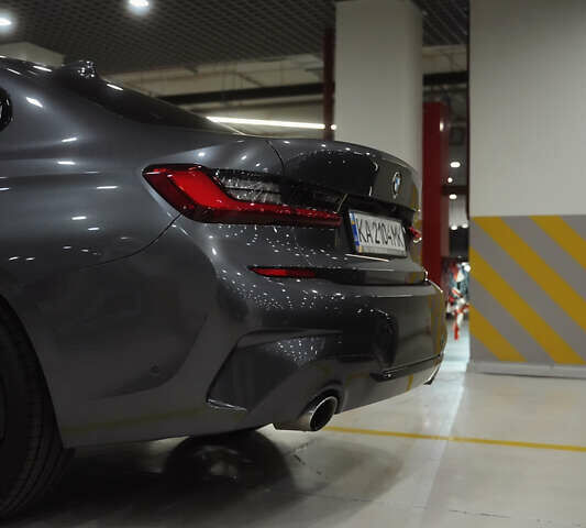 Серый БМВ 3 Серия, объемом двигателя 2 л и пробегом 62 тыс. км за 33200 $, фото 8 на Automoto.ua