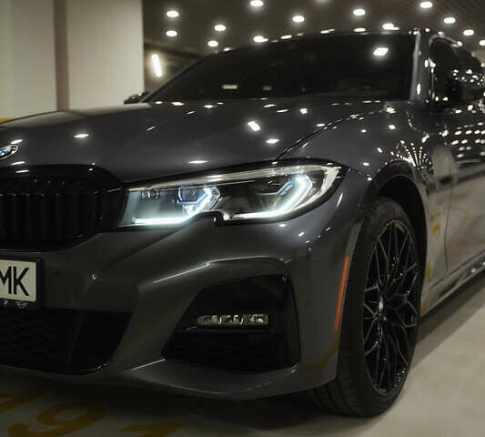 Серый БМВ 3 Серия, объемом двигателя 2 л и пробегом 62 тыс. км за 33200 $, фото 5 на Automoto.ua