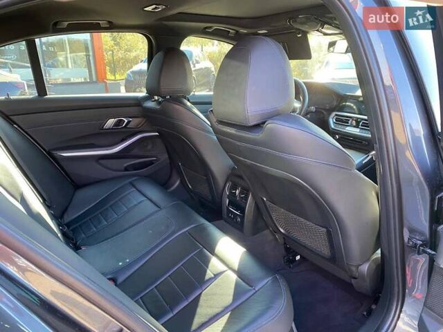 Сірий БМВ 3 Серія, об'ємом двигуна 2 л та пробігом 102 тис. км за 29600 $, фото 31 на Automoto.ua