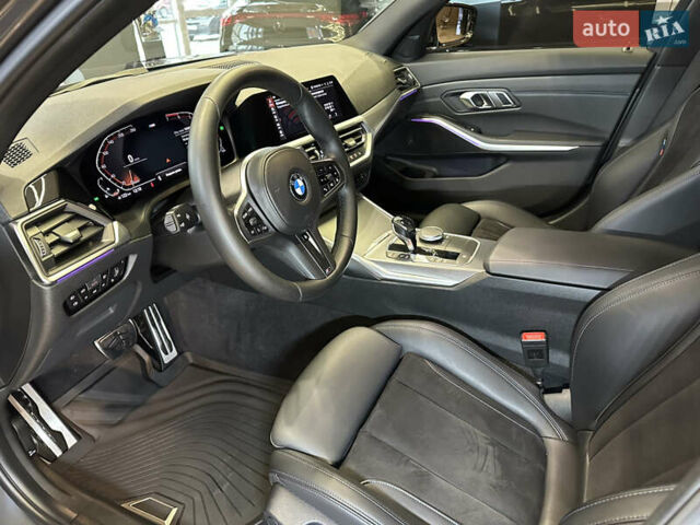 Серый БМВ 3 Серия, объемом двигателя 2 л и пробегом 100 тыс. км за 30900 $, фото 18 на Automoto.ua