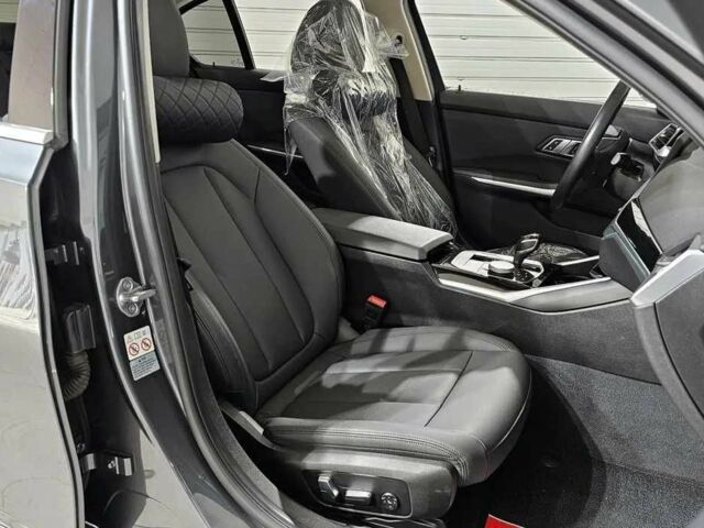 Серый БМВ 3 Серия, объемом двигателя 2 л и пробегом 95 тыс. км за 12000 $, фото 6 на Automoto.ua