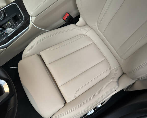 Серый БМВ 3 Серия, объемом двигателя 2 л и пробегом 58 тыс. км за 27000 $, фото 12 на Automoto.ua