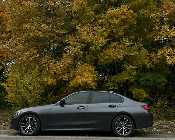 Серый БМВ 3 Серия, объемом двигателя 2 л и пробегом 107 тыс. км за 28500 $, фото 10 на Automoto.ua