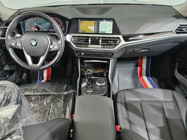 Серый БМВ 3 Серия, объемом двигателя 2 л и пробегом 95 тыс. км за 12000 $, фото 4 на Automoto.ua