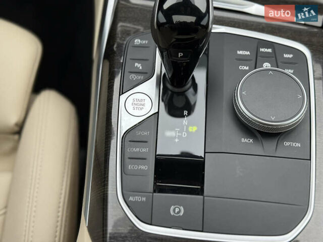 Серый БМВ 3 Серия, объемом двигателя 2 л и пробегом 106 тыс. км за 27900 $, фото 40 на Automoto.ua