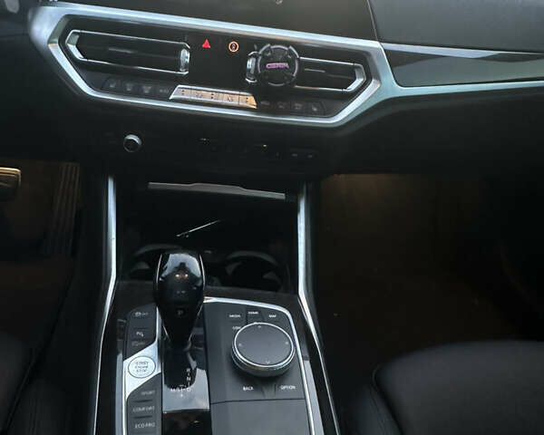 Серый БМВ 3 Серия, объемом двигателя 2 л и пробегом 67 тыс. км за 29250 $, фото 11 на Automoto.ua