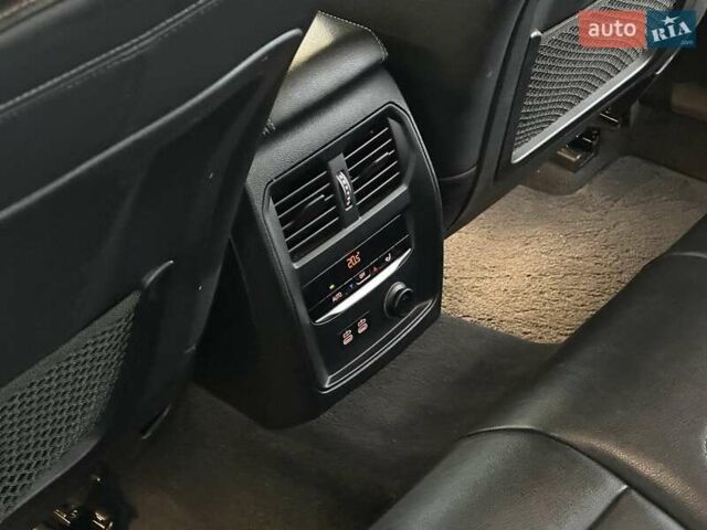 Серый БМВ 3 Серия, объемом двигателя 2 л и пробегом 47 тыс. км за 34000 $, фото 43 на Automoto.ua