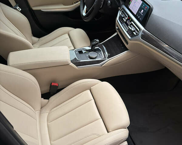 Серый БМВ 3 Серия, объемом двигателя 2 л и пробегом 58 тыс. км за 27000 $, фото 14 на Automoto.ua