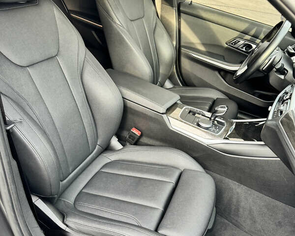 Серый БМВ 3 Серия, объемом двигателя 2 л и пробегом 175 тыс. км за 23900 $, фото 32 на Automoto.ua