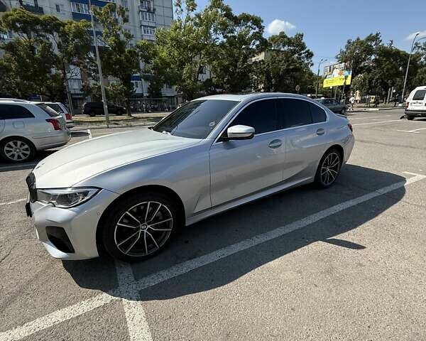 Серый БМВ 3 Серия, объемом двигателя 2 л и пробегом 50 тыс. км за 32000 $, фото 2 на Automoto.ua