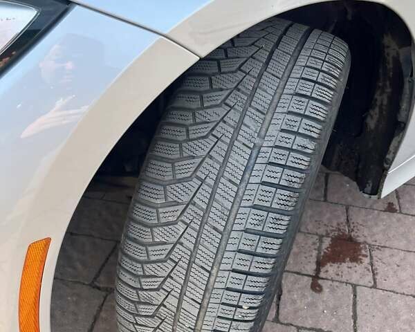 Серый БМВ 3 Серия, объемом двигателя 0 л и пробегом 97 тыс. км за 25750 $, фото 11 на Automoto.ua