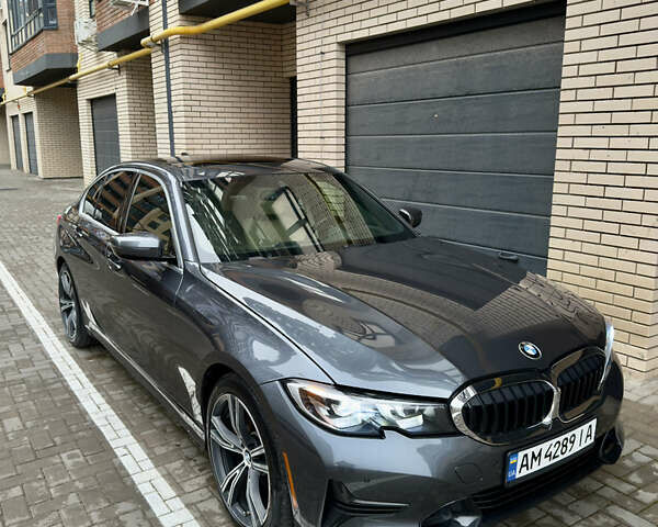 Серый БМВ 3 Серия, объемом двигателя 2 л и пробегом 58 тыс. км за 27000 $, фото 1 на Automoto.ua