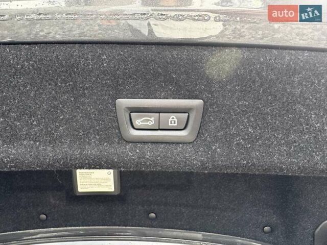Серый БМВ 3 Серия, объемом двигателя 3 л и пробегом 105 тыс. км за 43900 $, фото 31 на Automoto.ua