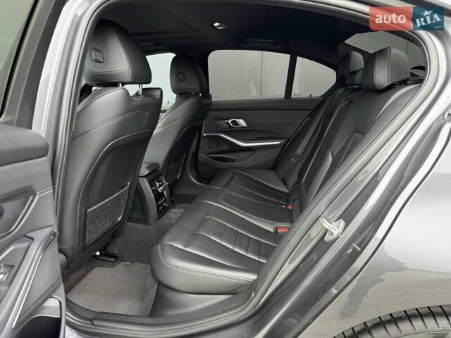 Сірий БМВ 3 Серія, об'ємом двигуна 2 л та пробігом 127 тис. км за 25500 $, фото 18 на Automoto.ua