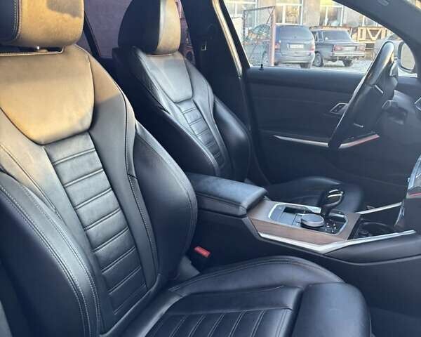 Серый БМВ 3 Серия, объемом двигателя 2 л и пробегом 98 тыс. км за 26500 $, фото 17 на Automoto.ua