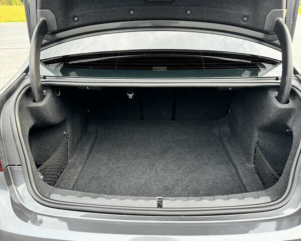 Серый БМВ 3 Серия, объемом двигателя 2 л и пробегом 175 тыс. км за 23900 $, фото 26 на Automoto.ua