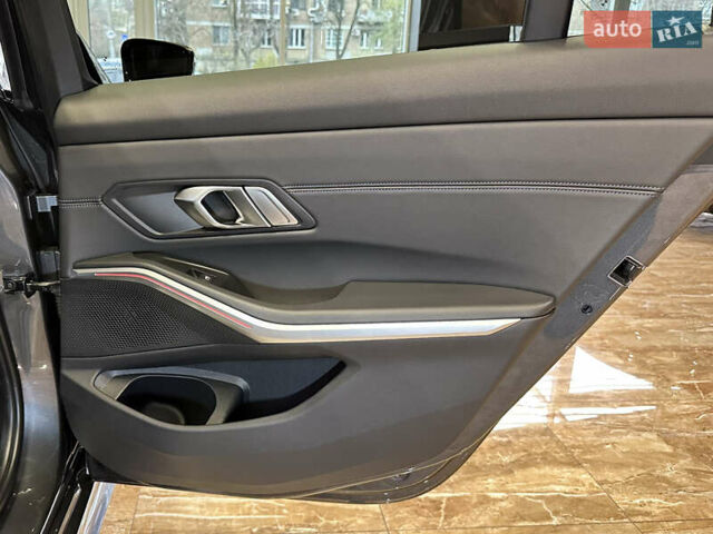 Серый БМВ 3 Серия, объемом двигателя 2 л и пробегом 100 тыс. км за 30900 $, фото 43 на Automoto.ua