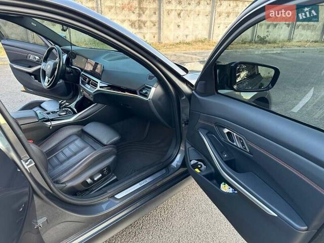 Сірий БМВ 3 Серія, об'ємом двигуна 2 л та пробігом 110 тис. км за 30000 $, фото 14 на Automoto.ua