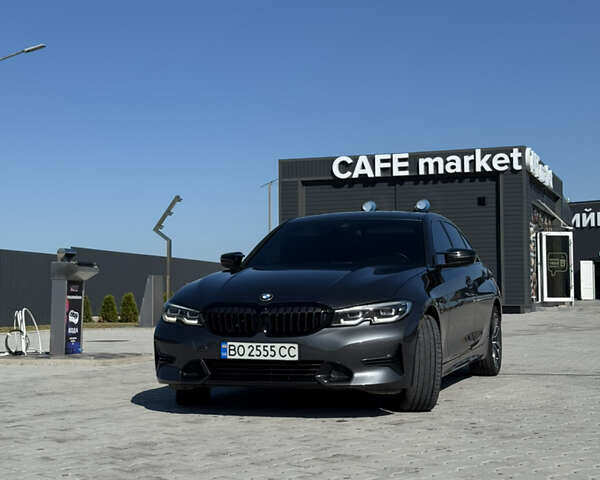 Серый БМВ 3 Серия, объемом двигателя 2 л и пробегом 107 тыс. км за 28500 $, фото 3 на Automoto.ua