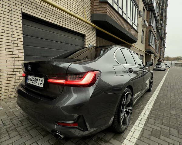 Серый БМВ 3 Серия, объемом двигателя 2 л и пробегом 58 тыс. км за 27000 $, фото 6 на Automoto.ua