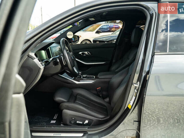 Сірий БМВ 3 Серія, об'ємом двигуна 2 л та пробігом 176 тис. км за 25900 $, фото 21 на Automoto.ua