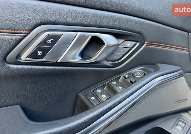 Серый БМВ 3 Серия, объемом двигателя 2 л и пробегом 91 тыс. км за 31000 $, фото 21 на Automoto.ua