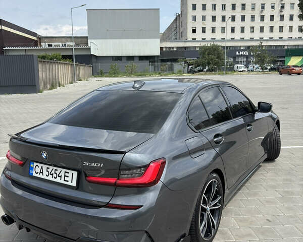 Серый БМВ 3 Серия, объемом двигателя 2 л и пробегом 135 тыс. км за 33000 $, фото 8 на Automoto.ua