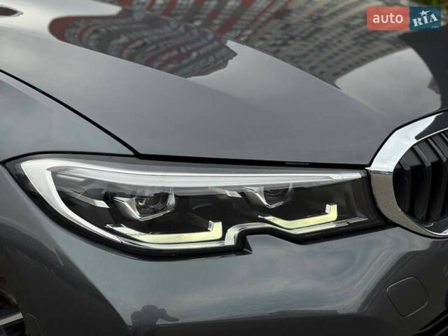 Серый БМВ 3 Серия, объемом двигателя 2 л и пробегом 106 тыс. км за 28950 $, фото 12 на Automoto.ua