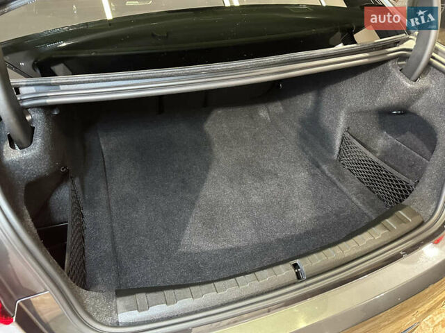 Серый БМВ 3 Серия, объемом двигателя 2 л и пробегом 100 тыс. км за 30900 $, фото 41 на Automoto.ua