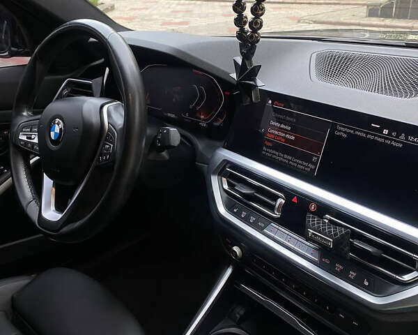 БМВ 3 Серия 2019 в Киеве на Automoto.ua Серый БМВ 3 Серия, объемом двигателя 2 л и пробегом 101 тыс. км за 28500 $, фото 18 на Automoto.ua