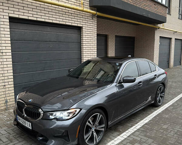 Серый БМВ 3 Серия, объемом двигателя 2 л и пробегом 58 тыс. км за 27000 $, фото 9 на Automoto.ua