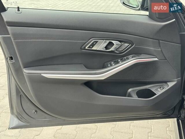 Сірий БМВ 3 Серія, об'ємом двигуна 2 л та пробігом 127 тис. км за 25500 $, фото 23 на Automoto.ua