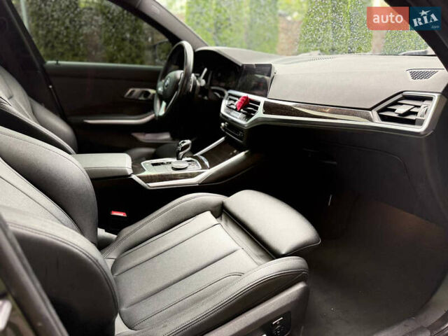 Серый БМВ 3 Серия, объемом двигателя 2 л и пробегом 112 тыс. км за 24000 $, фото 12 на Automoto.ua