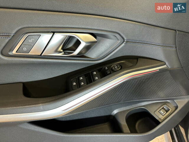 Серый БМВ 3 Серия, объемом двигателя 2 л и пробегом 100 тыс. км за 30900 $, фото 17 на Automoto.ua