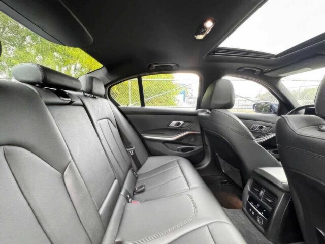 Серый БМВ 3 Серия, объемом двигателя 2 л и пробегом 35 тыс. км за 17000 $, фото 11 на Automoto.ua