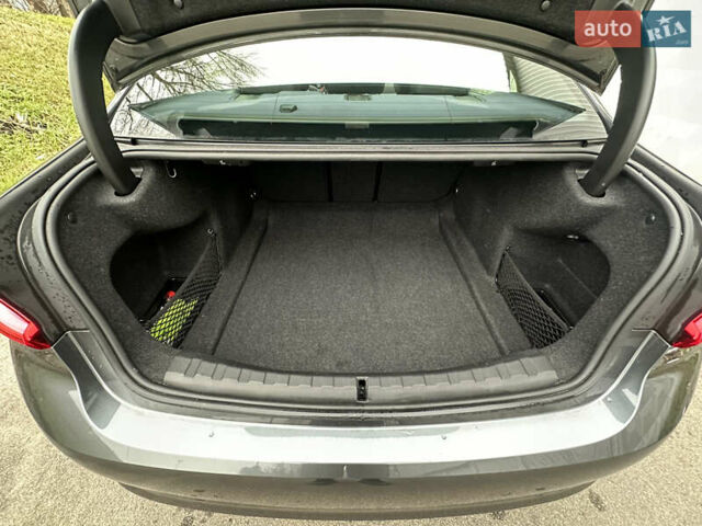 Серый БМВ 3 Серия, объемом двигателя 2 л и пробегом 79 тыс. км за 29900 $, фото 25 на Automoto.ua