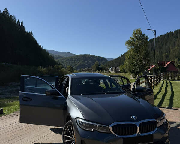 Серый БМВ 3 Серия, объемом двигателя 2 л и пробегом 109 тыс. км за 32800 $, фото 16 на Automoto.ua