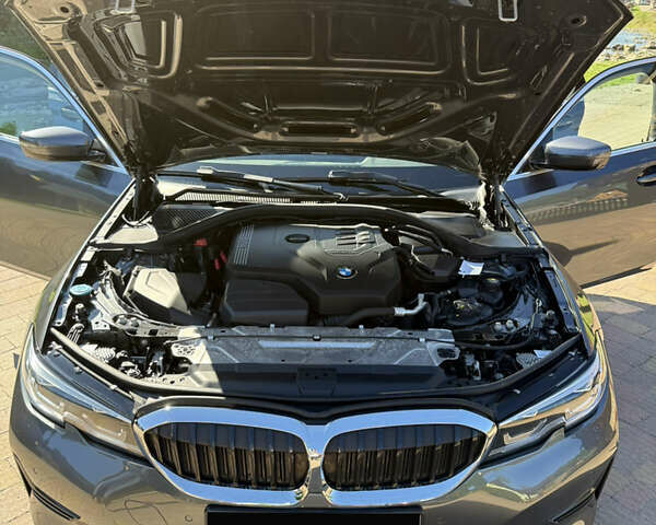 Серый БМВ 3 Серия, объемом двигателя 2 л и пробегом 109 тыс. км за 32800 $, фото 17 на Automoto.ua