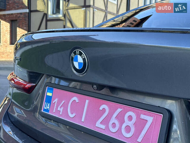 Серый БМВ 3 Серия, объемом двигателя 2 л и пробегом 140 тыс. км за 25800 $, фото 11 на Automoto.ua